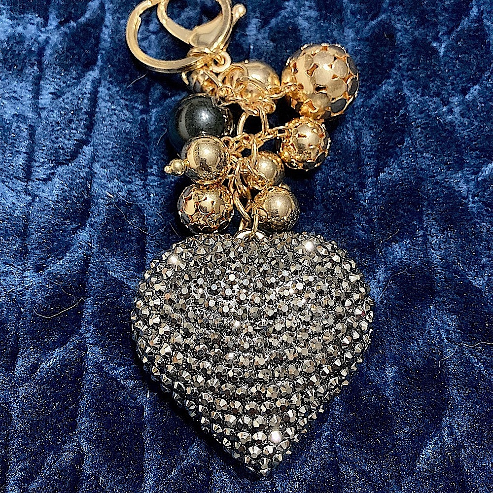 New Rhinestone Heart keychain